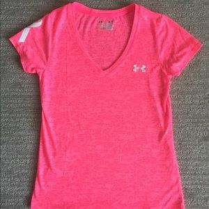 🍁 Under Armour Hot Pink Cancer Awareness Tee
